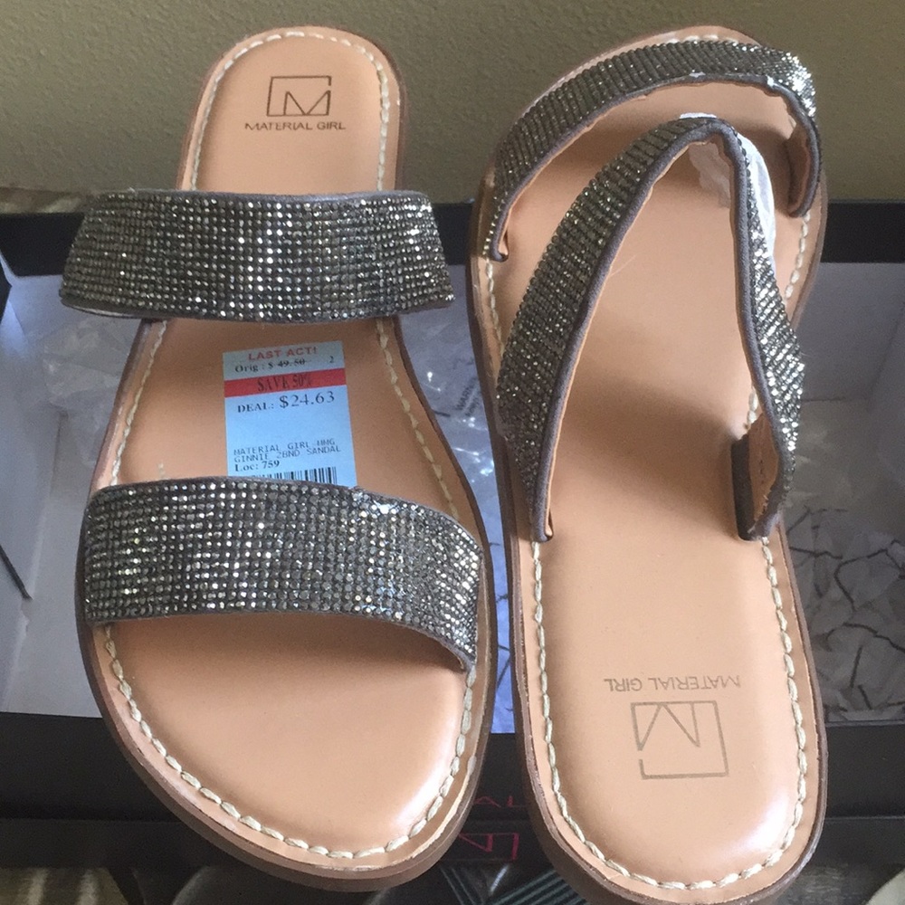 New / w Tags Material Girl Flat Bling sandals
